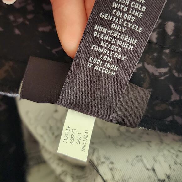 Lane Bryant Womens On The Go Slim Ankle Pant Plus Size 26 Black Viper Print NEW - Picture 8 of 12